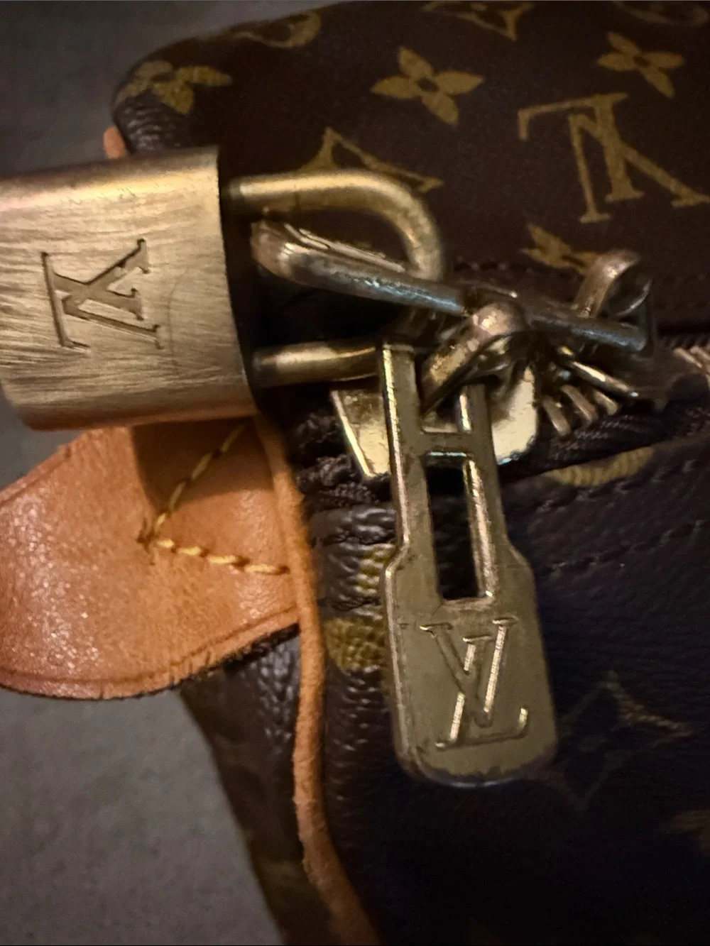 Louis Vuitton Monogram Canvas Keepall Travel Bag with Tan Trim Authentic LV 60